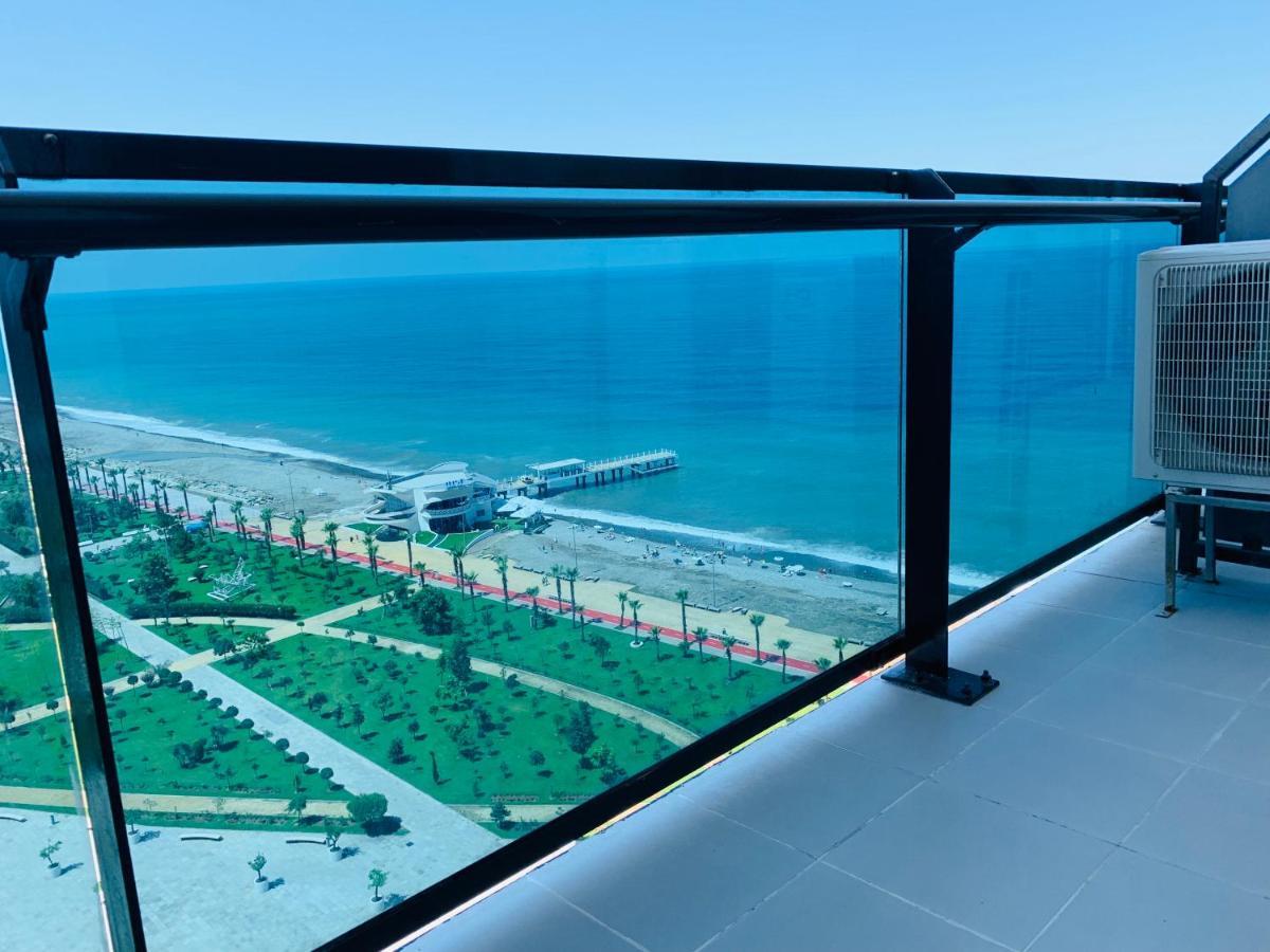 Sea View Apartments Orbi Beach Tower Batoemi Buitenkant foto