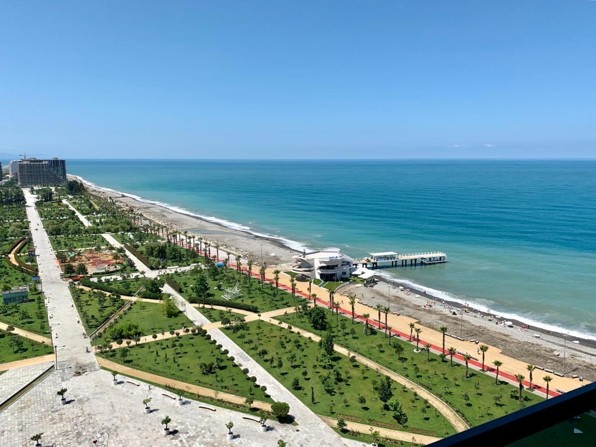Sea View Apartments Orbi Beach Tower Batoemi Buitenkant foto