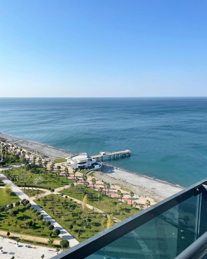 Sea View Apartments Orbi Beach Tower Batoemi Buitenkant foto